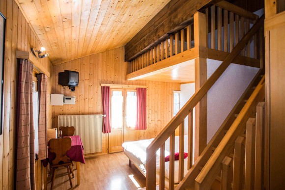 Chambres-familiales-Hotel-de-Moiry-Grimentz